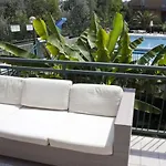 Garden فندق 3*