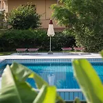 Garden فندق