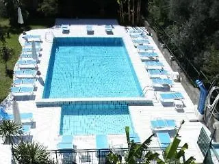 Garden Hotel