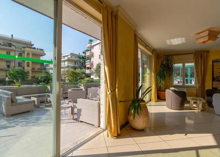 Garden Отель Алассио